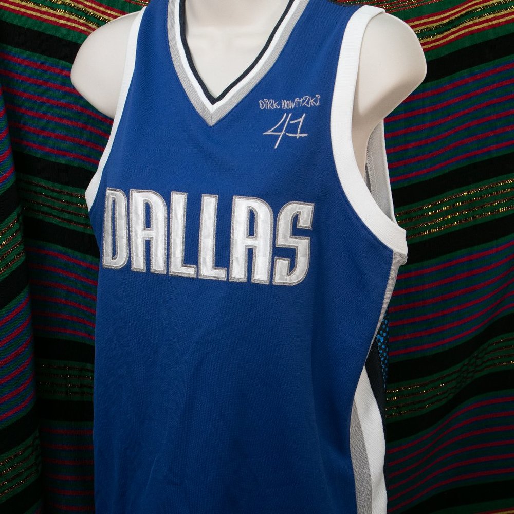 Dallas Mavericks 41